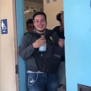 Meet your Posher, Cesar